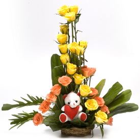 Online Flower Delivery-Basket Bouquet 20