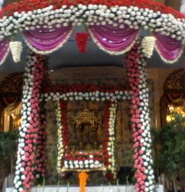 Mandap Decoration with Fresh Flower 11